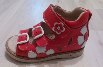 Сандалии красные для девочки Mymini